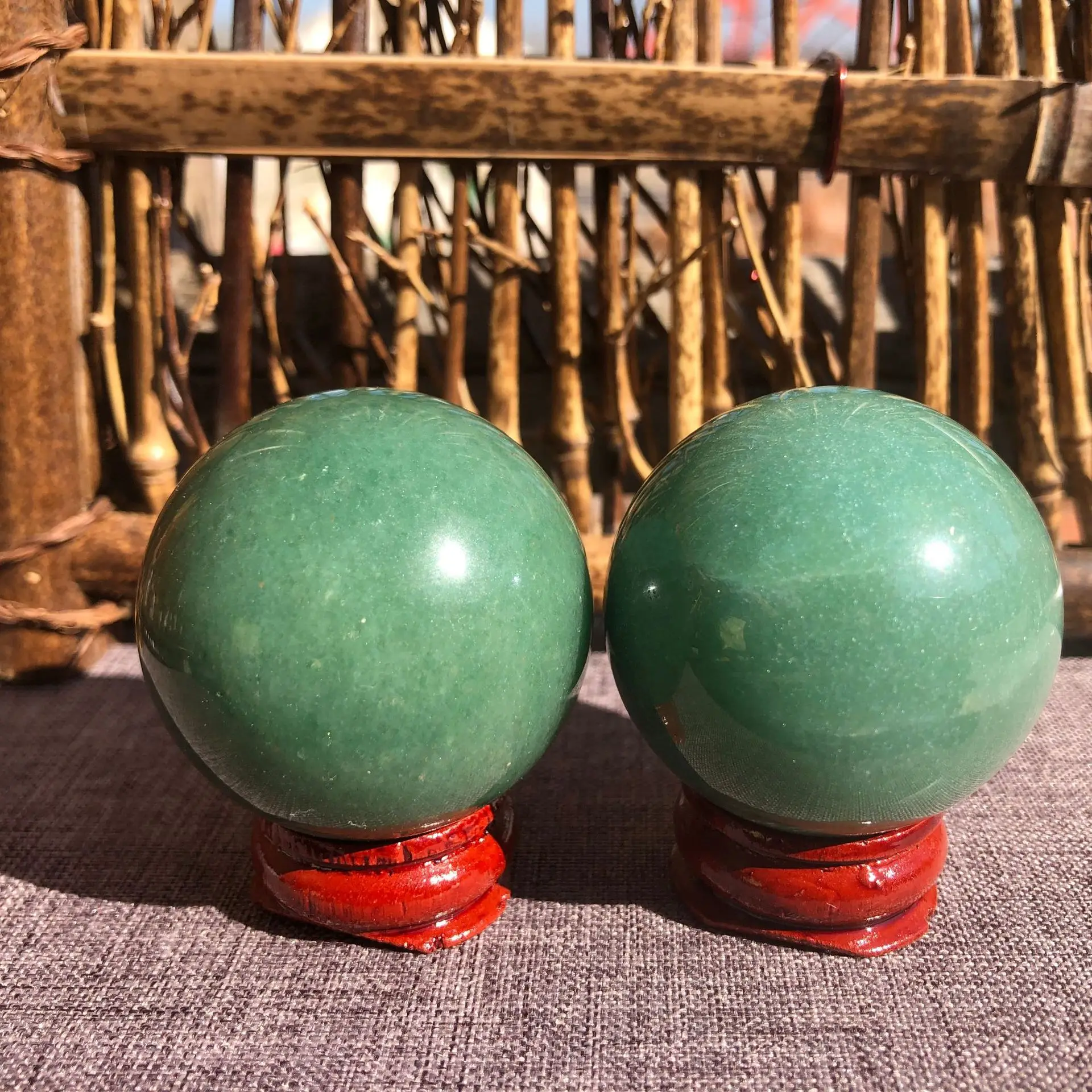Green aventurine crystal ball spheres spiritual meaning element large light natural quartz raw uses stone chakra