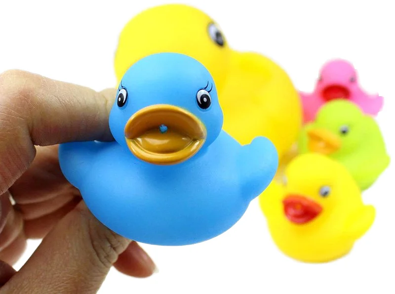 Factory Wholesale Low-Priced Colorful Plastic Rubber Bath Ducks for Bathroom Use Promotional Offer Rubber Duck Family