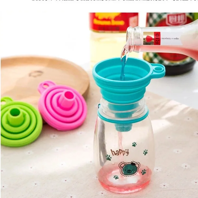 Promotional Food Grade Silicone Rubber Foldable Funnel for Kitchen Accessories