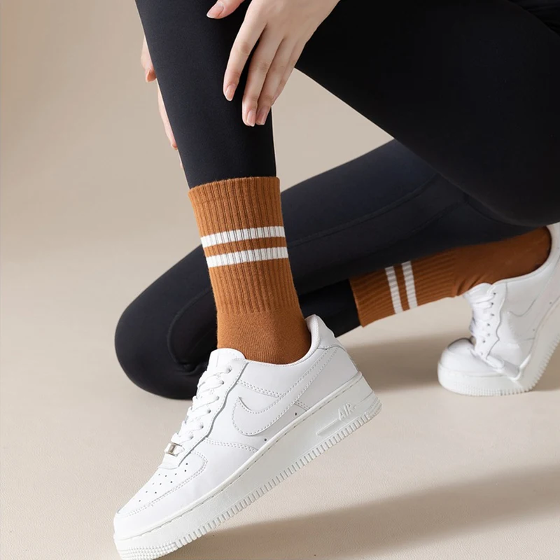 Fitness Sports Socks Custom Cotton Anti-Slip Silicone Yoga Socks For Women Non-Slip Grips Gel Bottom Yoga Pilates Grip Sock