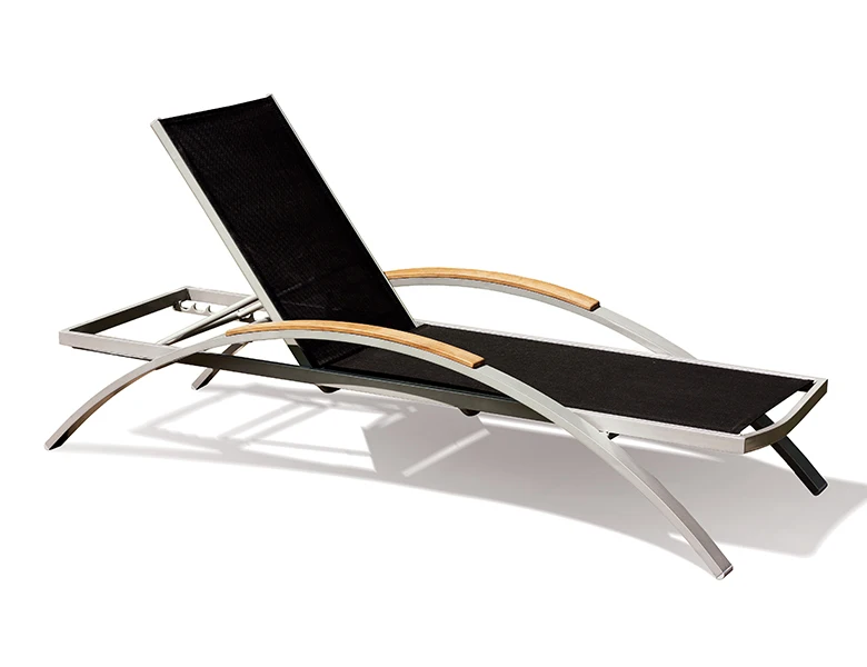 Classic factory PE rattan outdoor furniture wicker aluminum garden chaise sun lounger for poolside