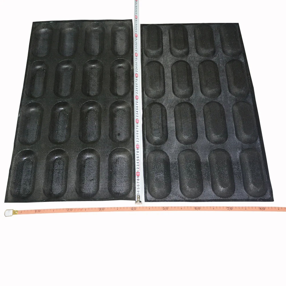 Non-Stick Black 16 Channels Silicone Hot Dog Form for Bakery