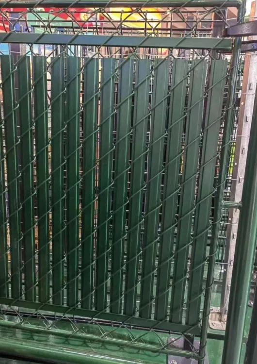 Vertical Strip Anti-UV 3D Privacy Garden Fence Panels Rigid PVC Privacy Slats