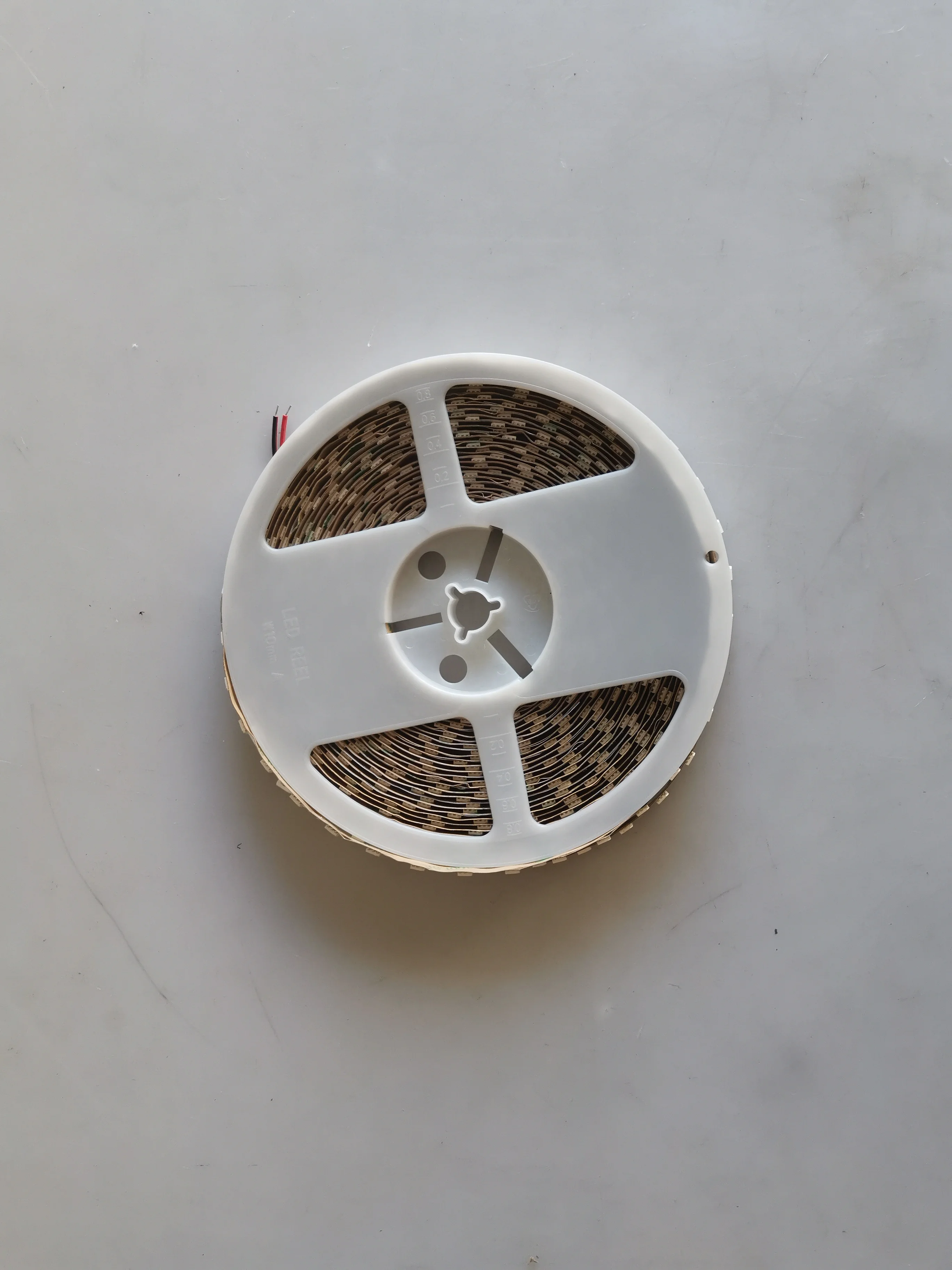 Светодиодный свет бар авто осветительной системе 24V 12W автобусных частей низкой цены ультрафиолетового света HC-B-15345