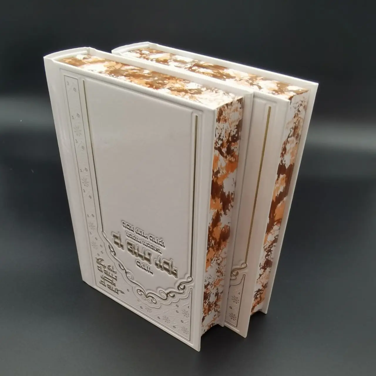 2025 New Technology Custom Quality English Colorful Edges Book Printing