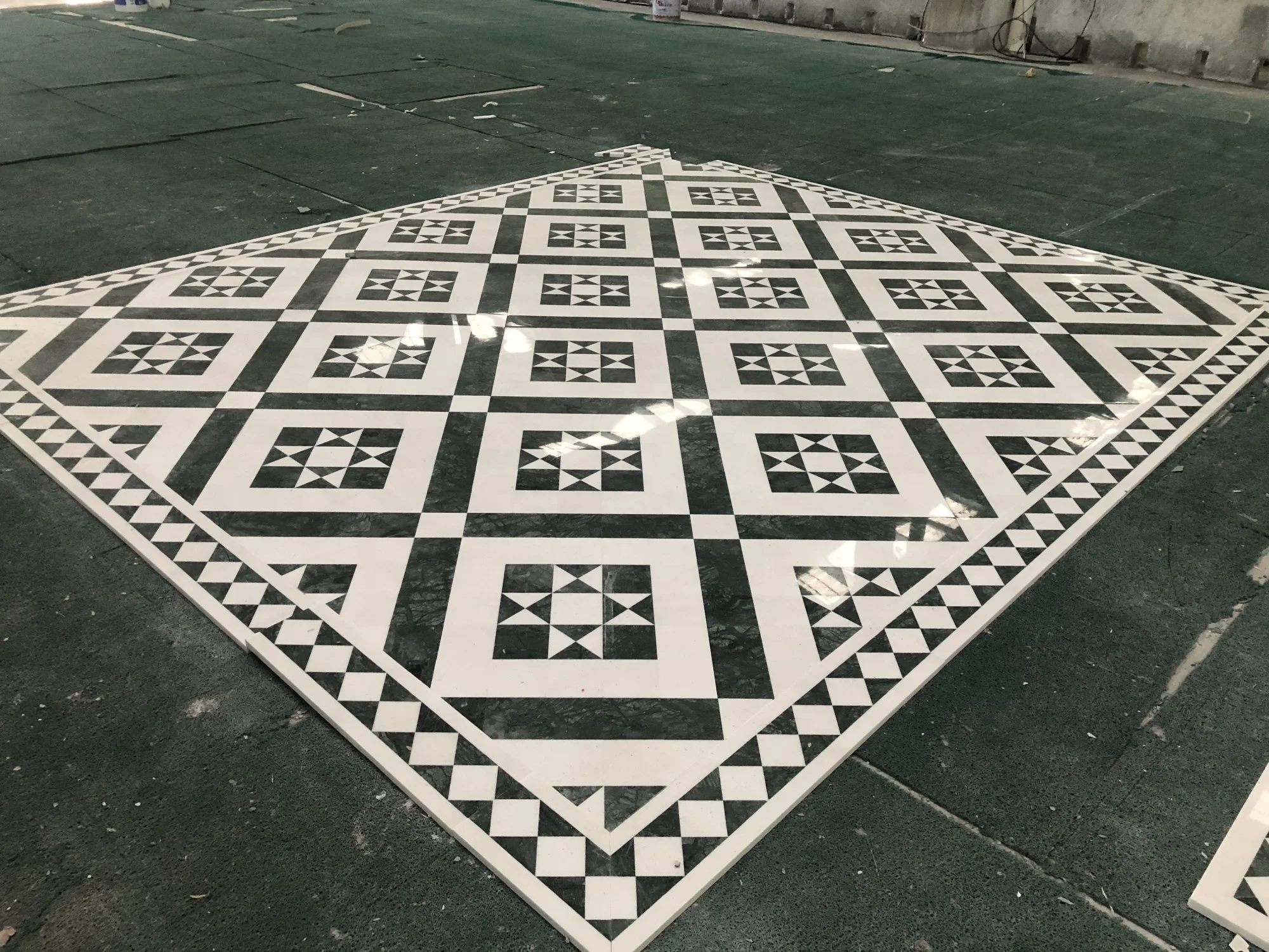 Thassos White Marble and Green Marble Stone  Waterjet Medallions Floor Tiles for Luxury Villa Decoration