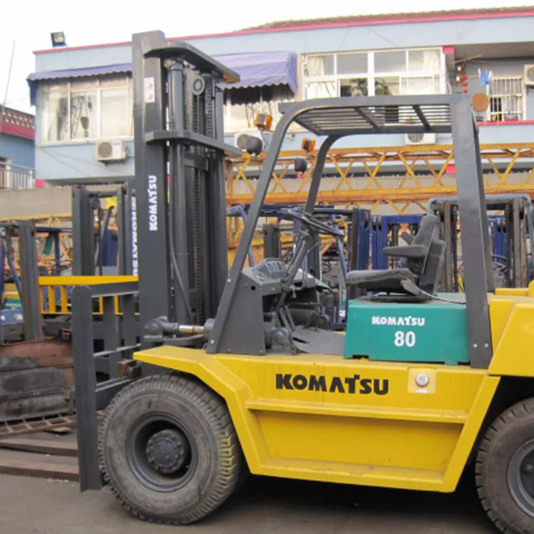 Оригинальный японский 8 тонн б/у FD80 дизельный вилочный погрузчик Komatsu FD30 FD150 машина низкая