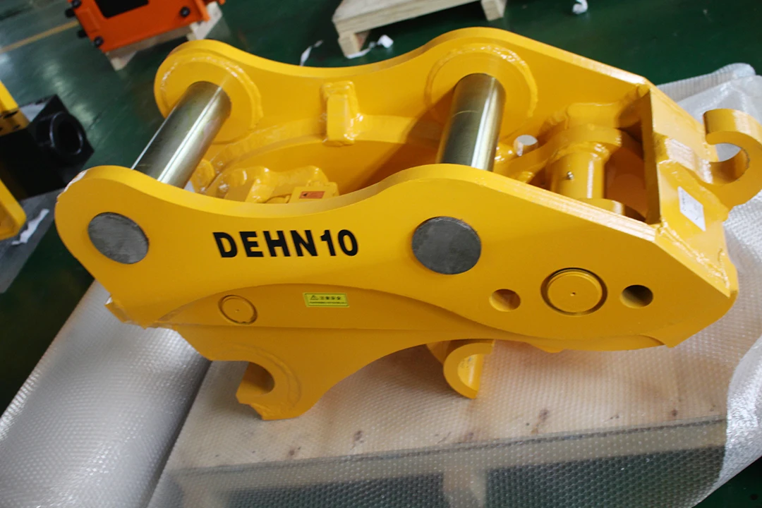 DEHN17 Hydraulic Quick Hitch Coupler tilting coupler for EXCAVATOR