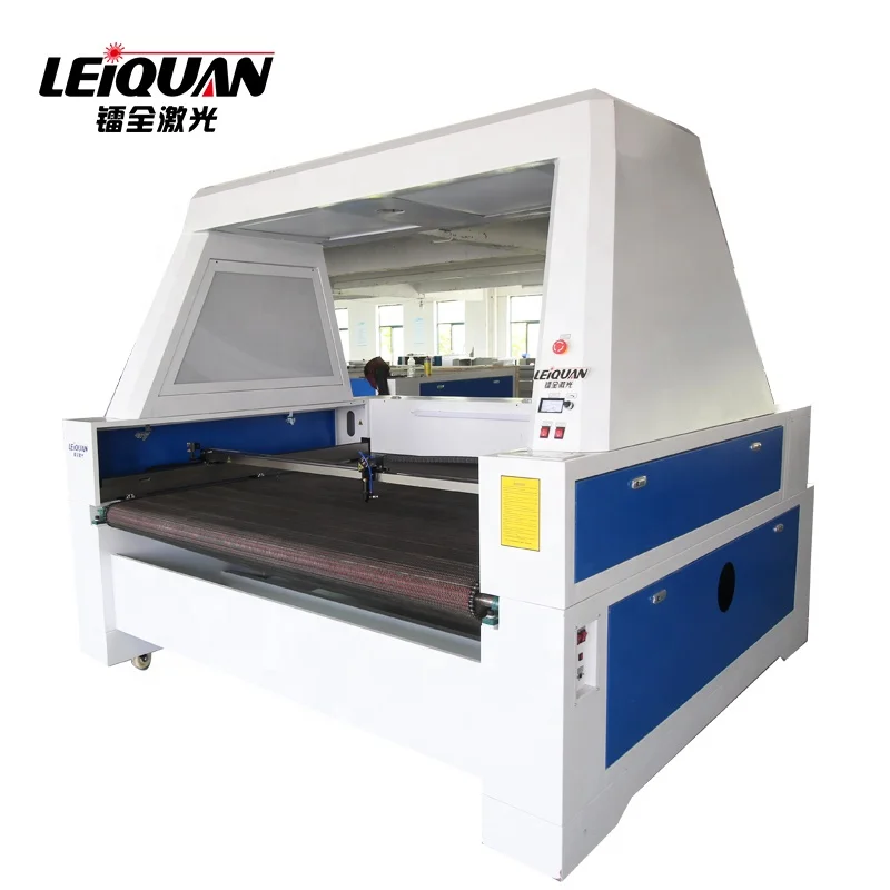 Large Format Auto Feeding Camera Laser Cutting Machine 1800 x 1000mm For Fabric Cloth Garment Paper Soft Material