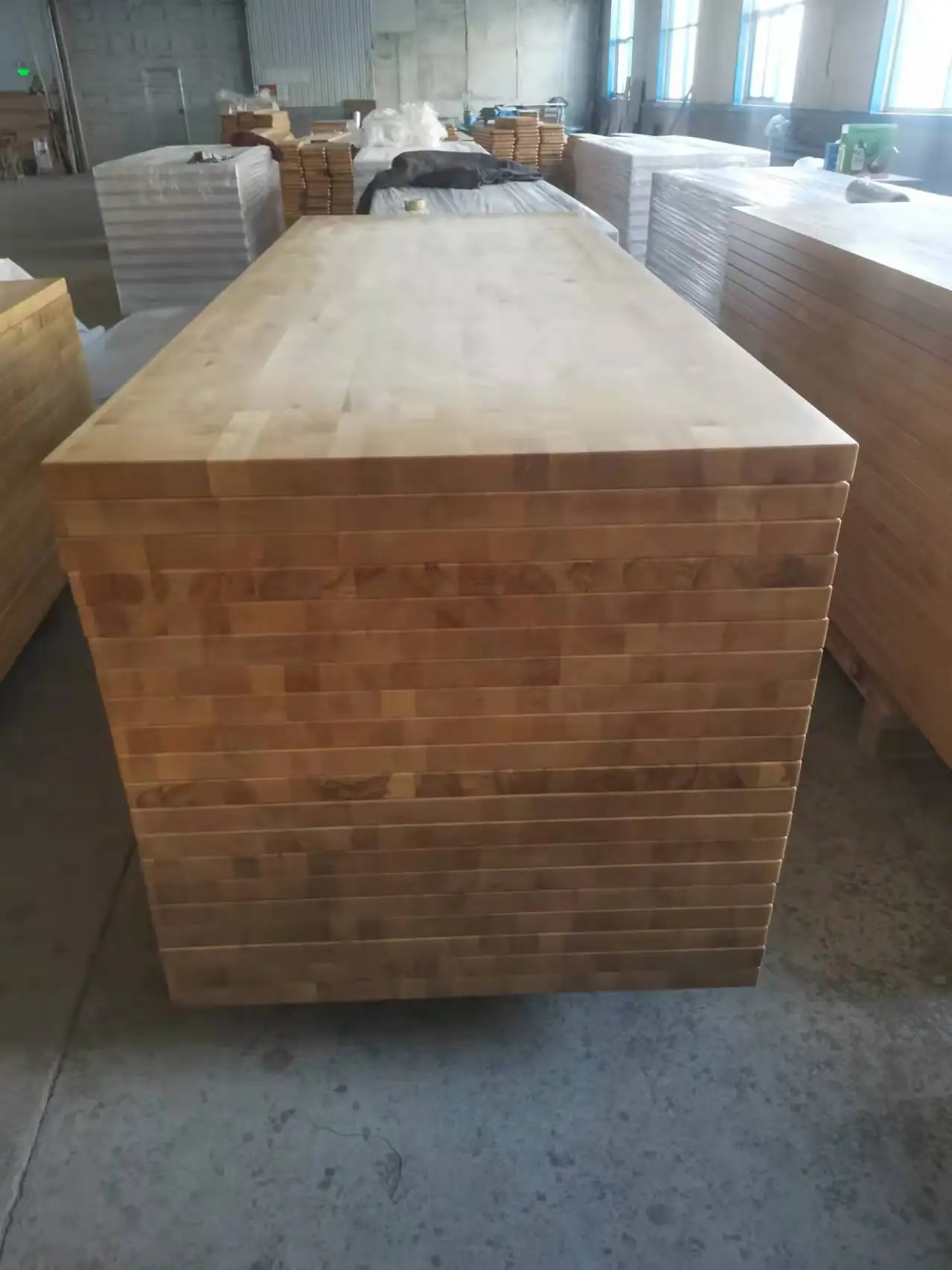 Factory Sell Solid Wood Board Edge Glued Wooden Panels Finger Joint Wood Board