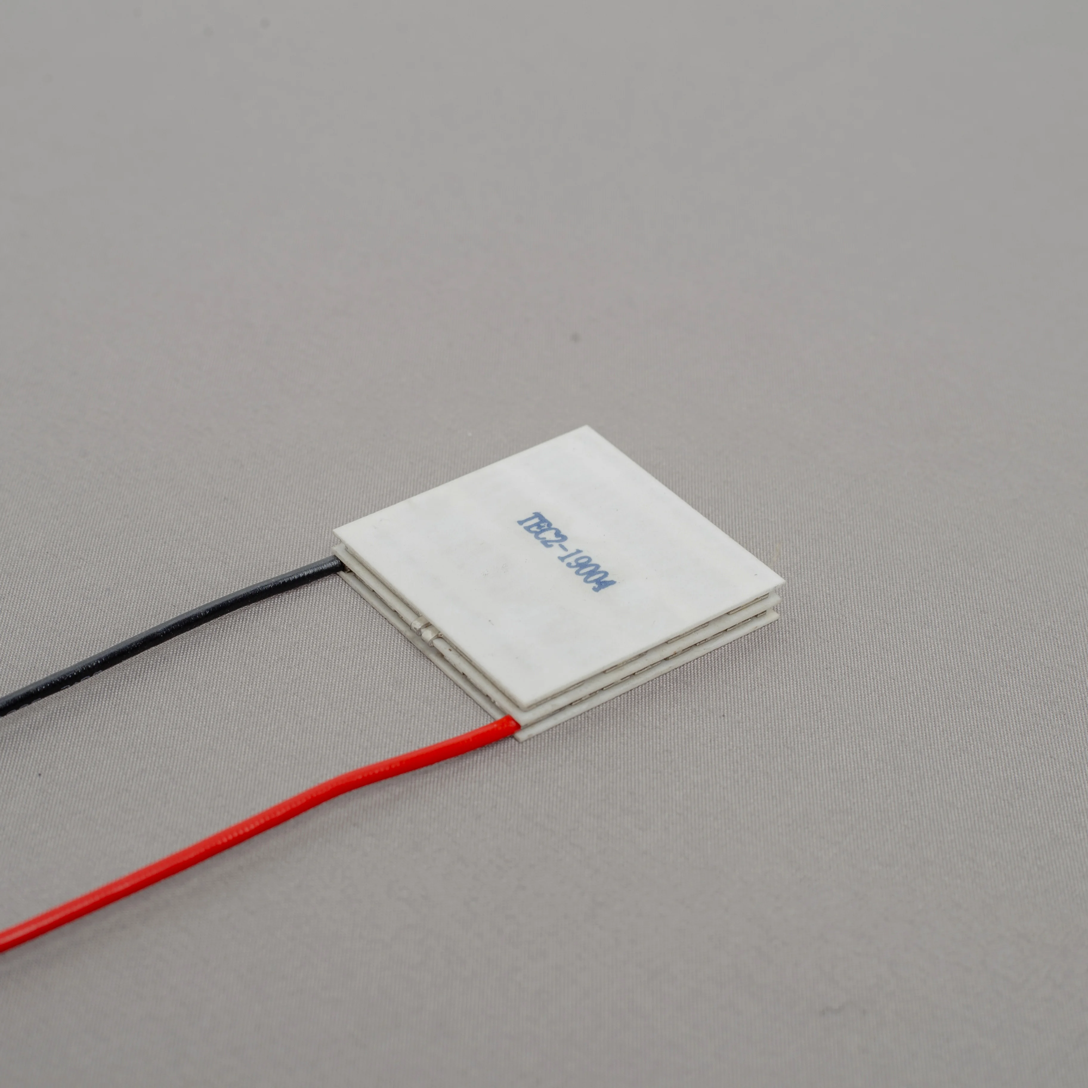 TEC2-19004Multi stage, Термоэлектрический охладитель Пельтье, модуль кондиционера