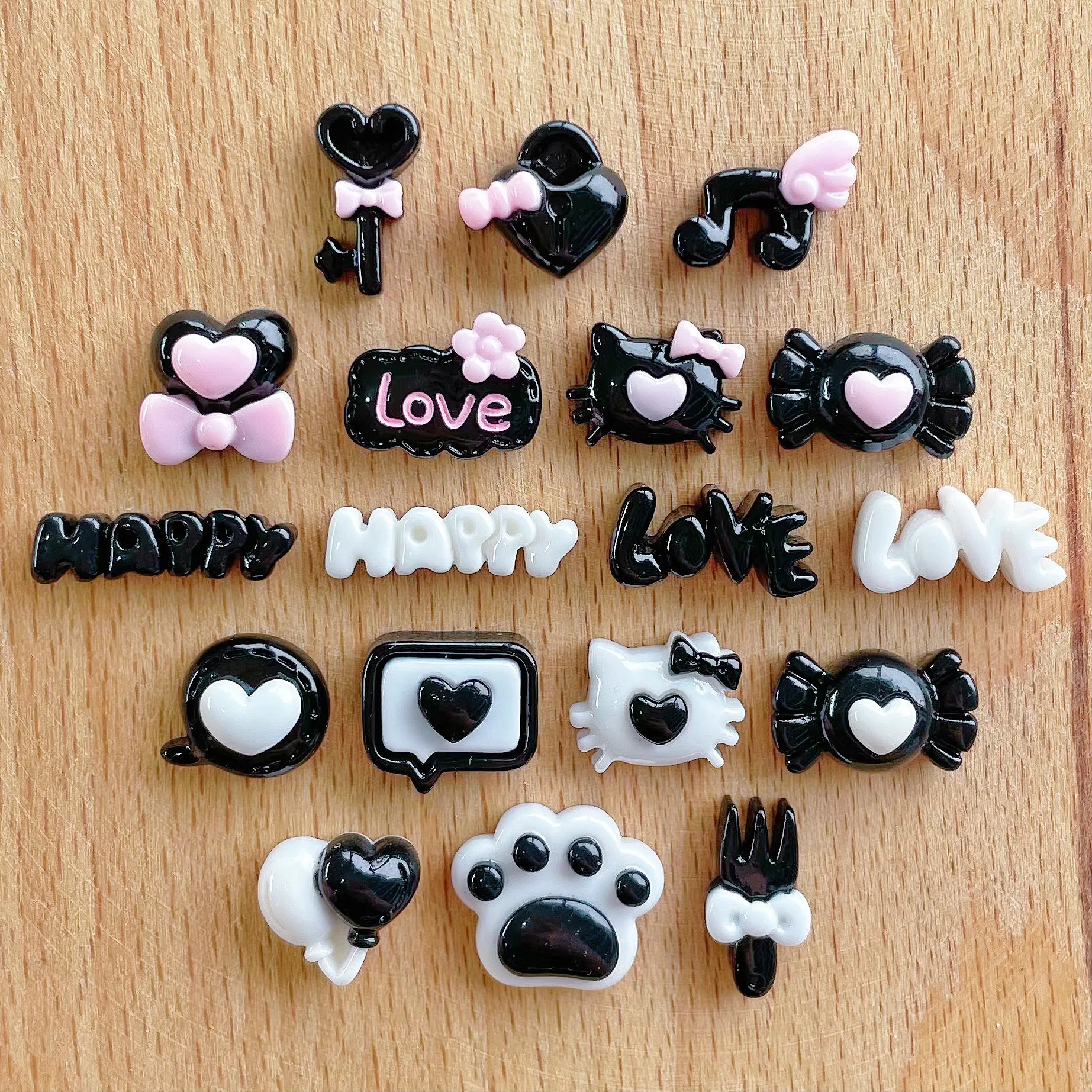 Mini Black Pink Pencil Capsule Skull Bow Tie Pill Candy Kitty Cat Resin Accessories Bow Jewelry Nail Art Decoration Charms