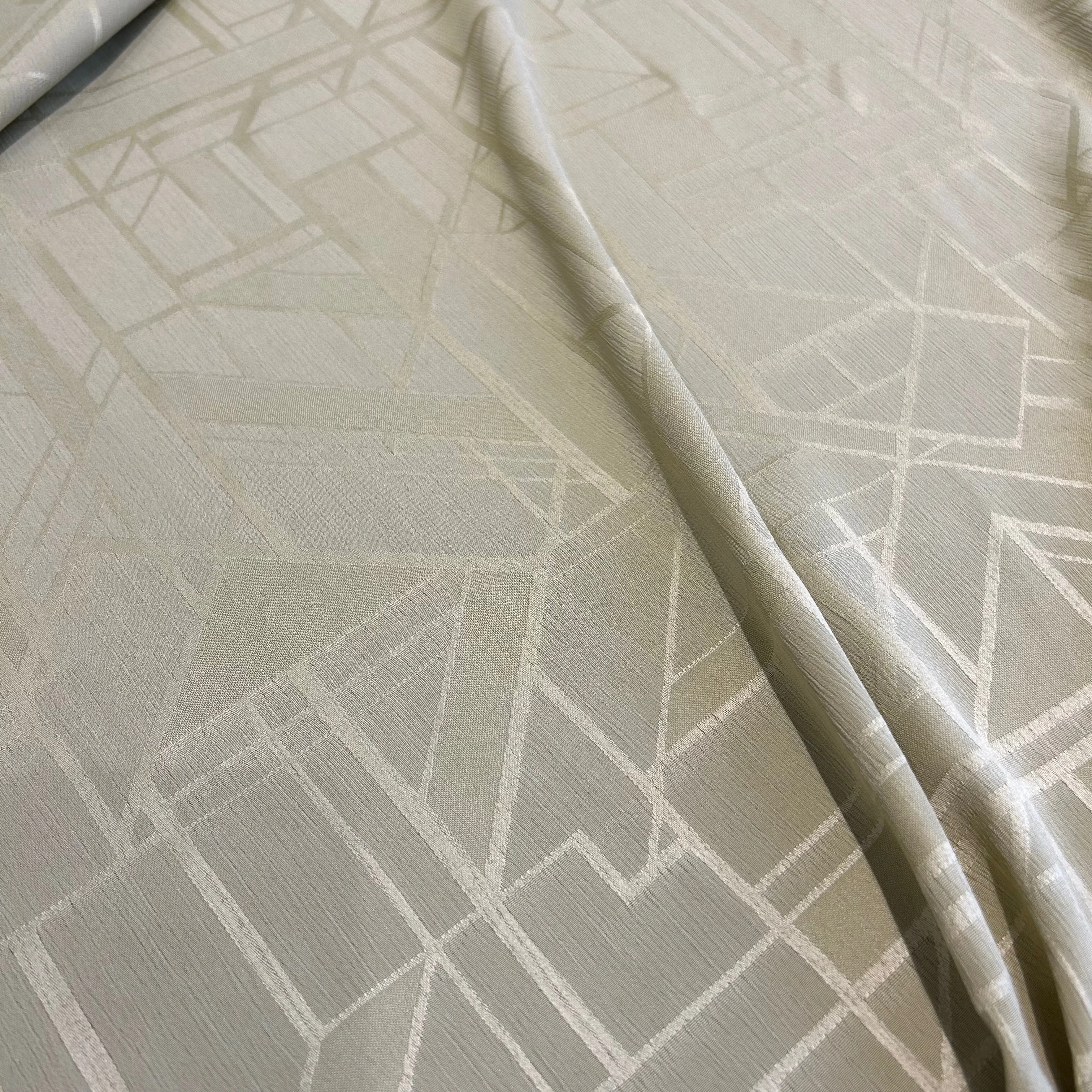 Ива морщинистый текстурированный 100% полиэстер 145gsm 150 см с цветочным выпуклым узором тканая полиэфирная жаккардовая ткань 12 серии