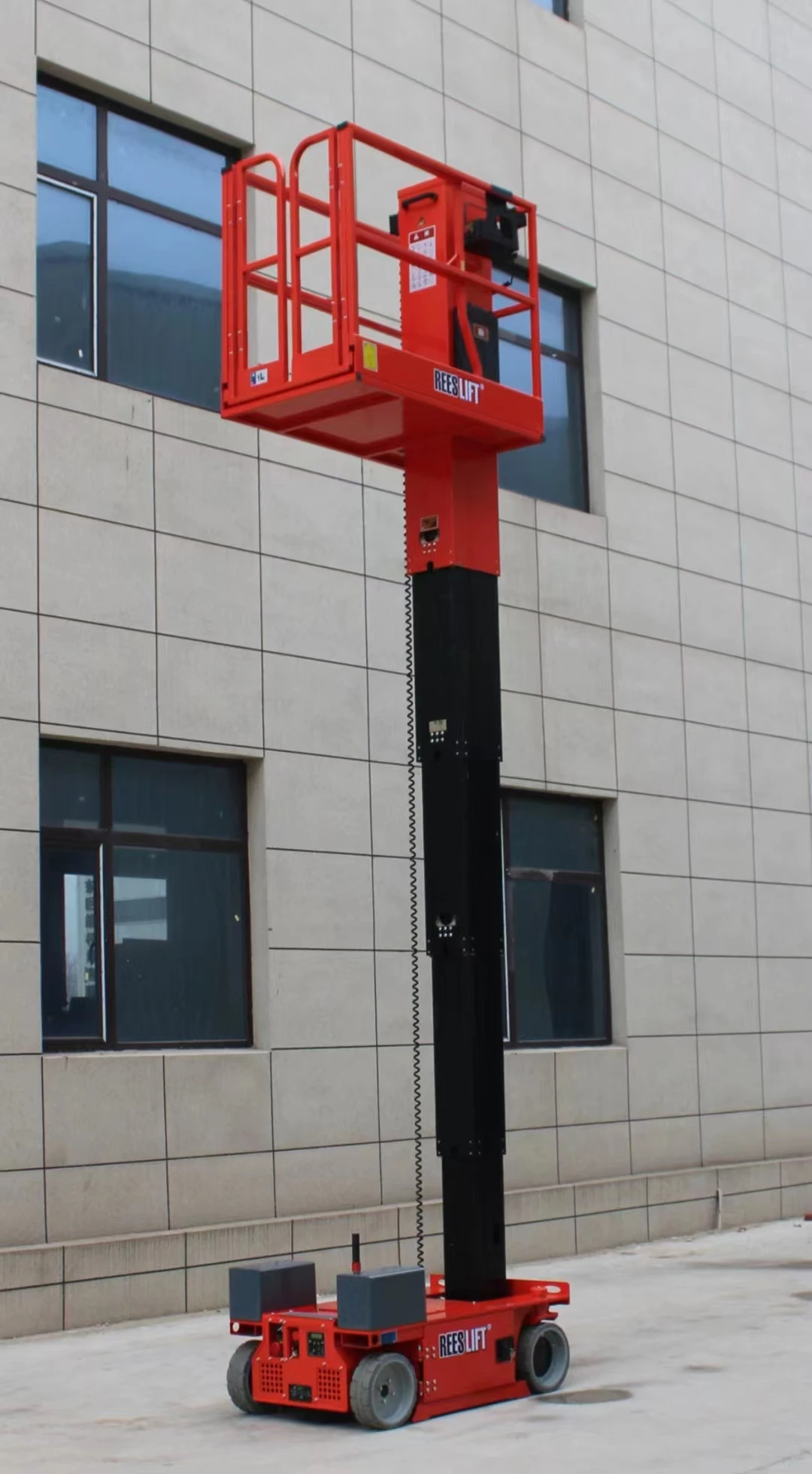 Vbwp 3,6 m 4,8 m 6m мини небольшого размера самоходный вертикальный воздушная Рабочая Лифт склад грузовой промышленный подъём на платформе