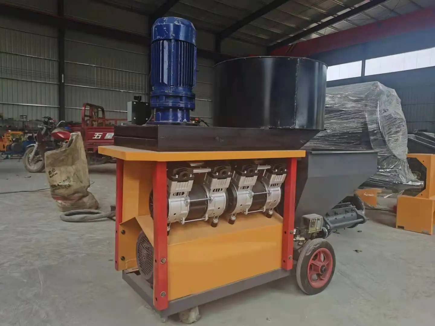 Motor Automatic Sand Mortar Spraying Pump Machine/wall Cement Plaster Machine With Mixer For Construction