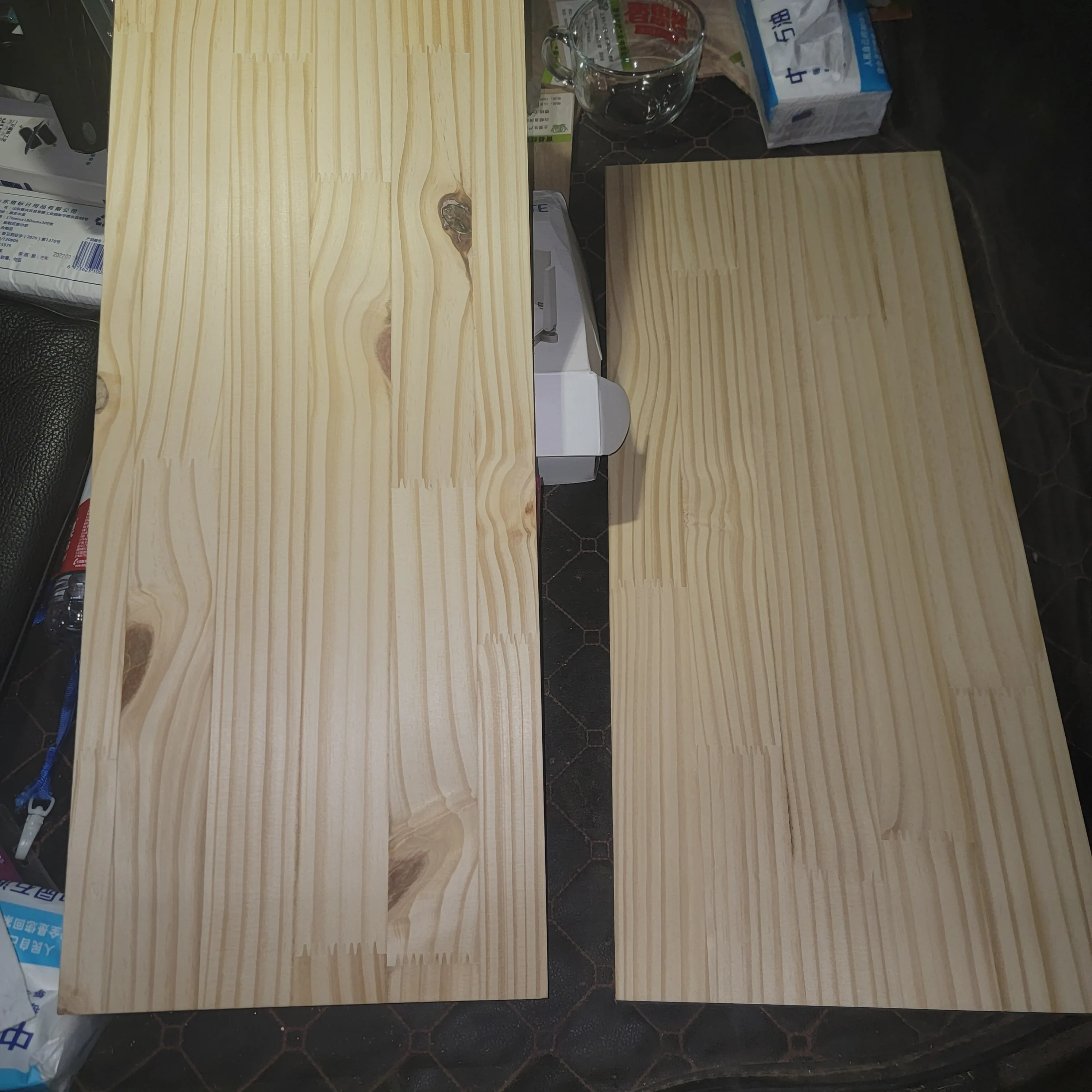 Factory price custom size different thickness rectangle solid pine wood board pine wooden planks