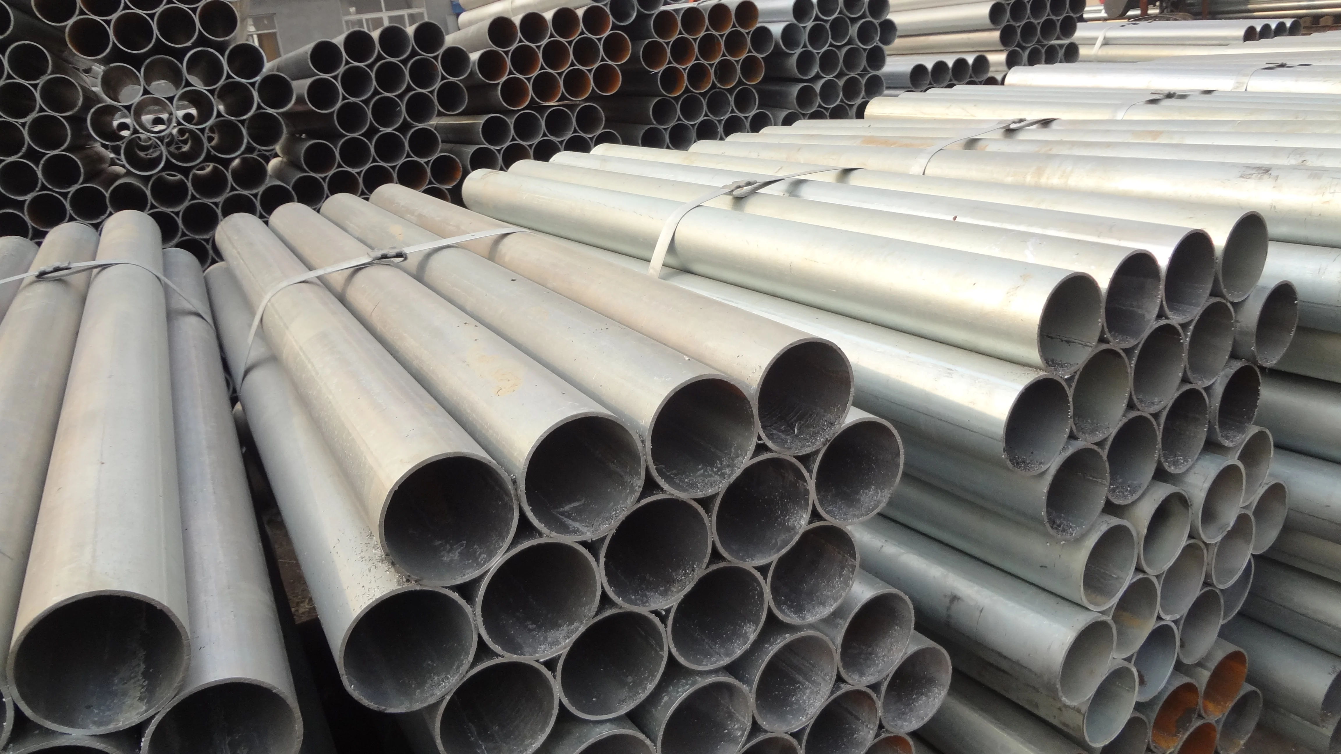 3 Inch GB ERW zinc coated Gi Galvanized Tube Hot Dipped Galvanized Round Steel Pipe for Construction