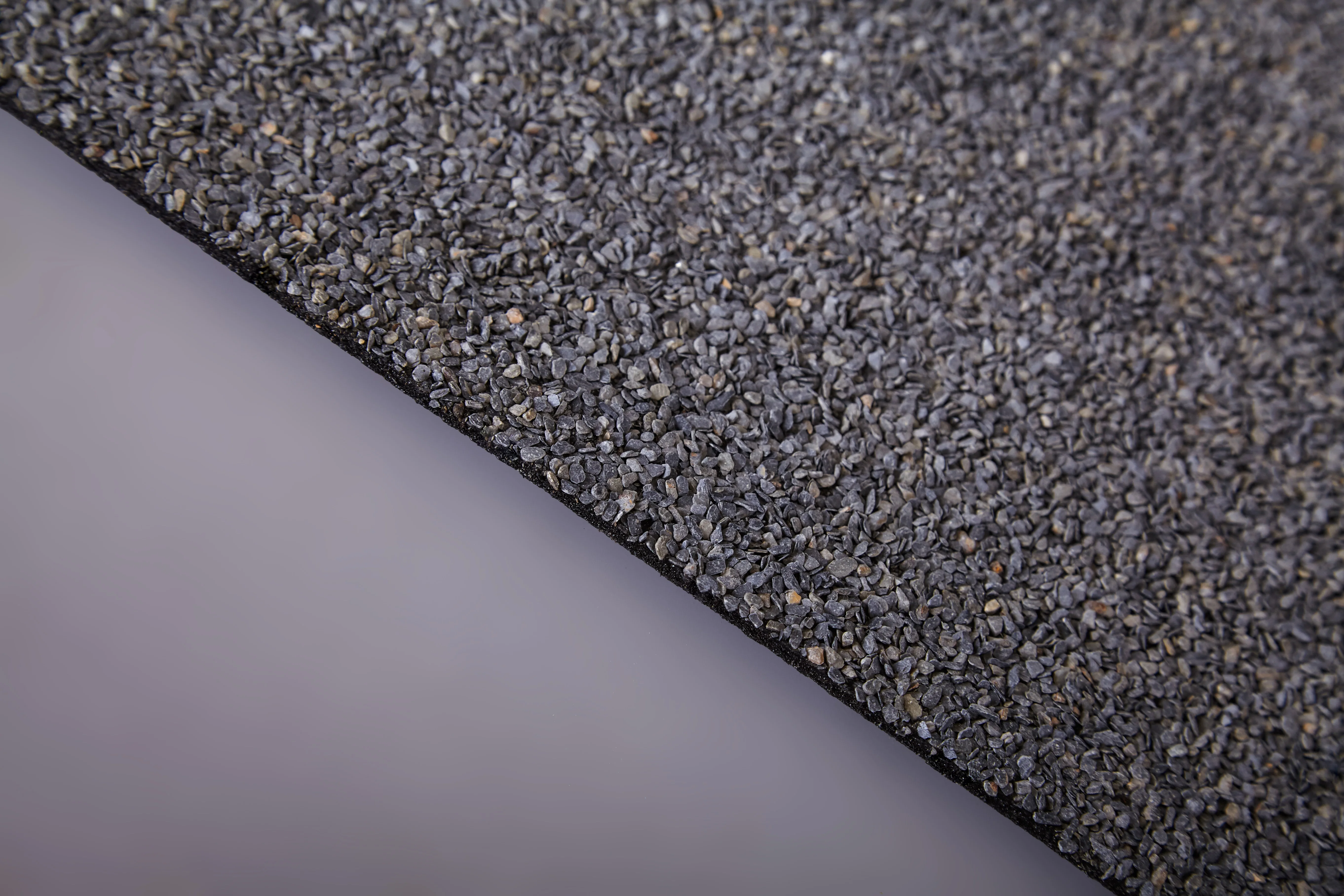 Self-adhesive roof waterproofing sheet