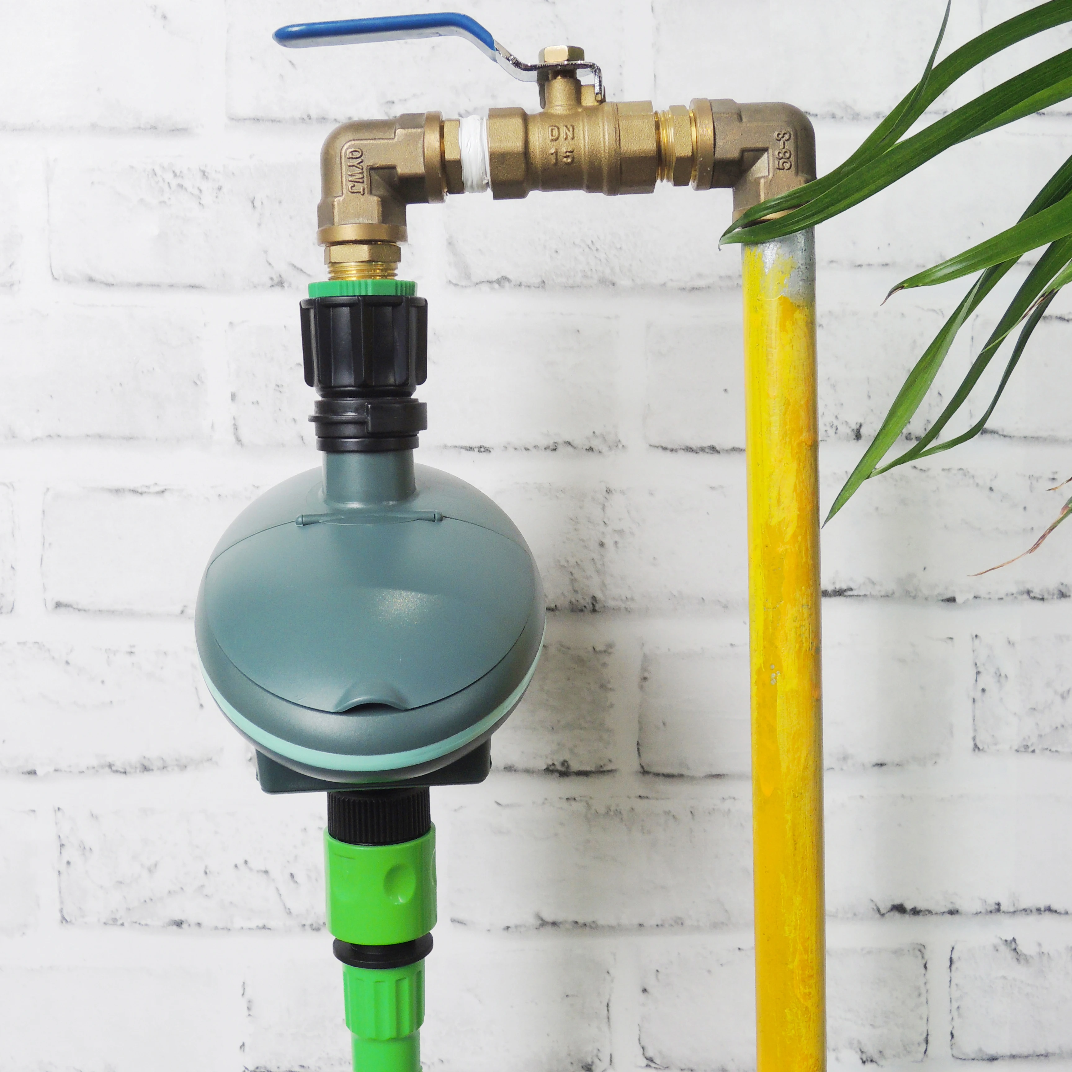 Factory automatic waterproof IP44 intelligent serviceable green UFO shape plastic water timer for garden hose