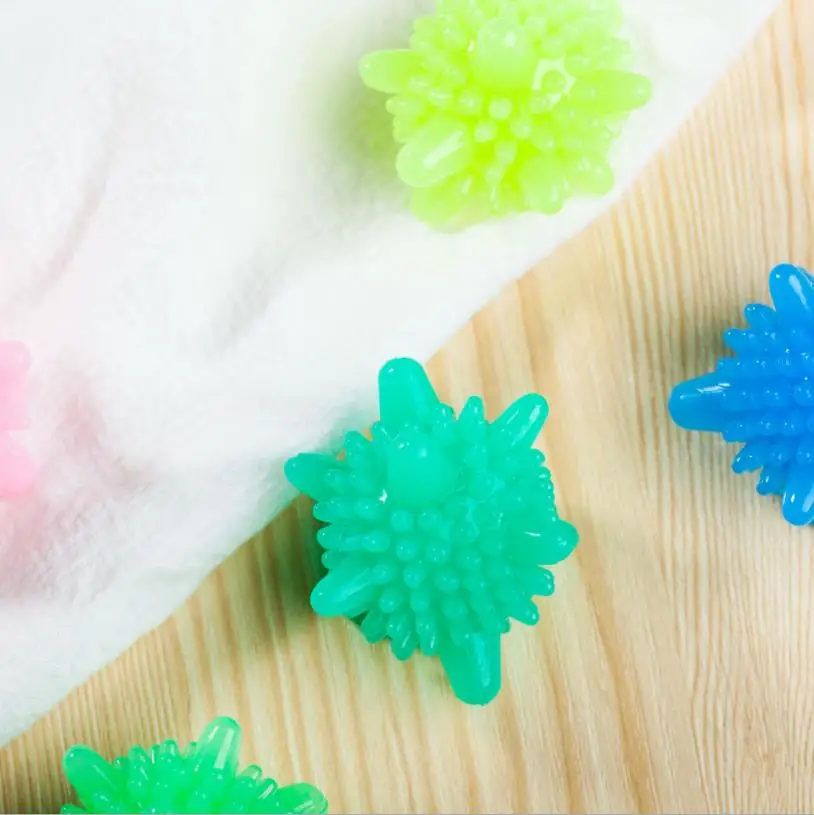 Household clothing cleaning anti - winding PVC solid magic ball for