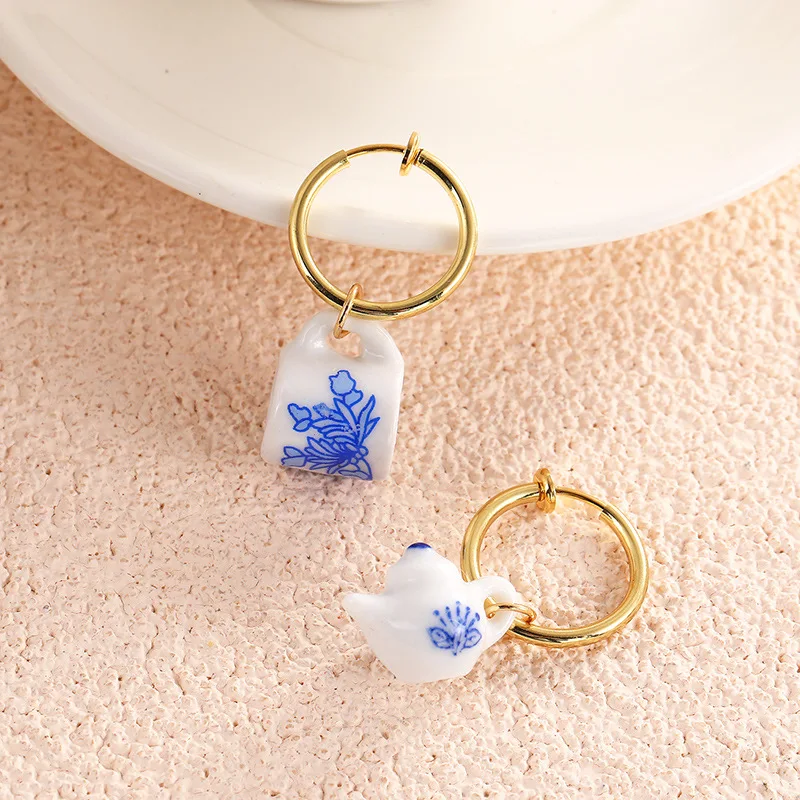 DAIHE Fashionable And Unique Irregular Blue And White Porcelain Stainless Steel China Earrings For Women