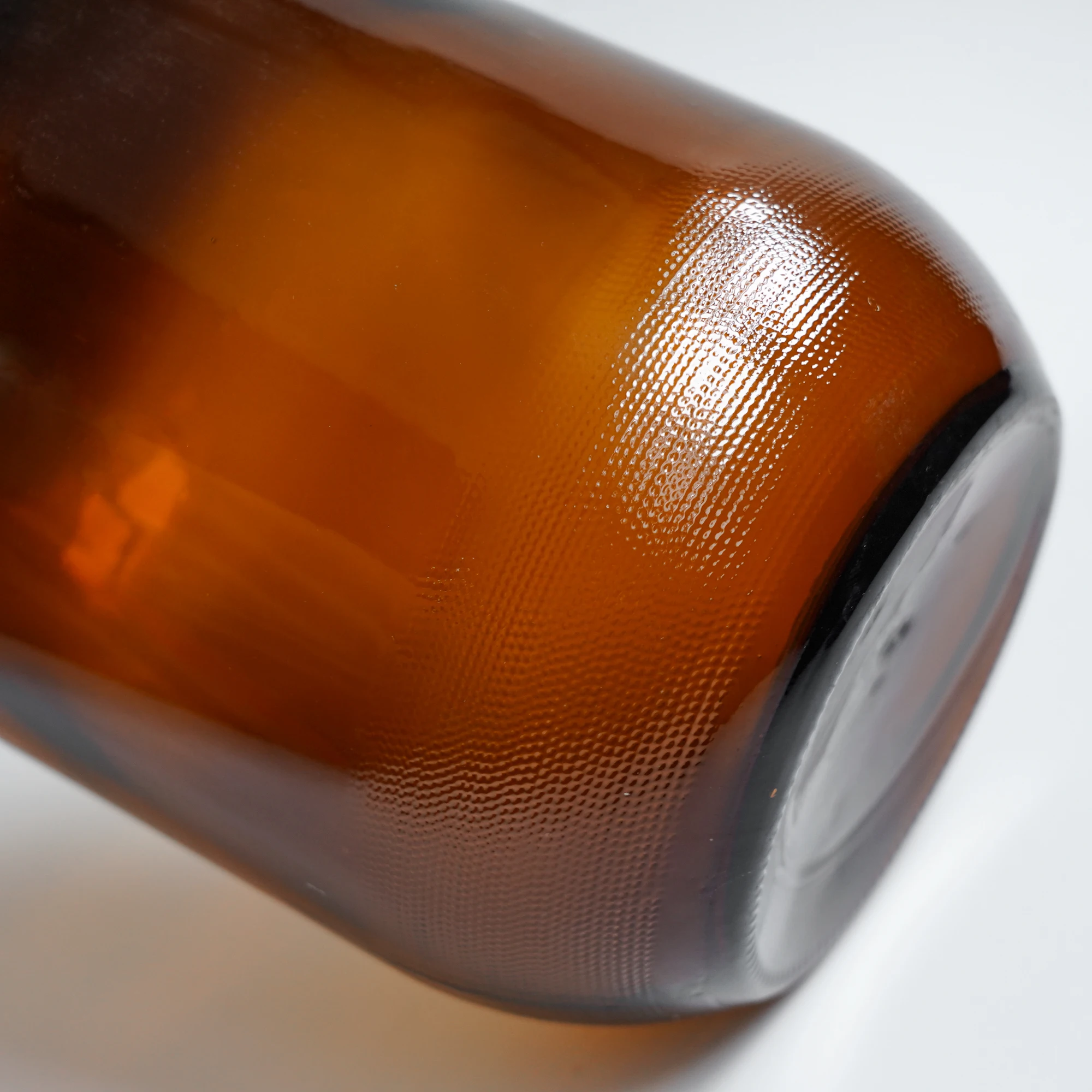 Factory wholesale amber large beer glass bottles super large capacity glass bottle Largest amber glass bottle