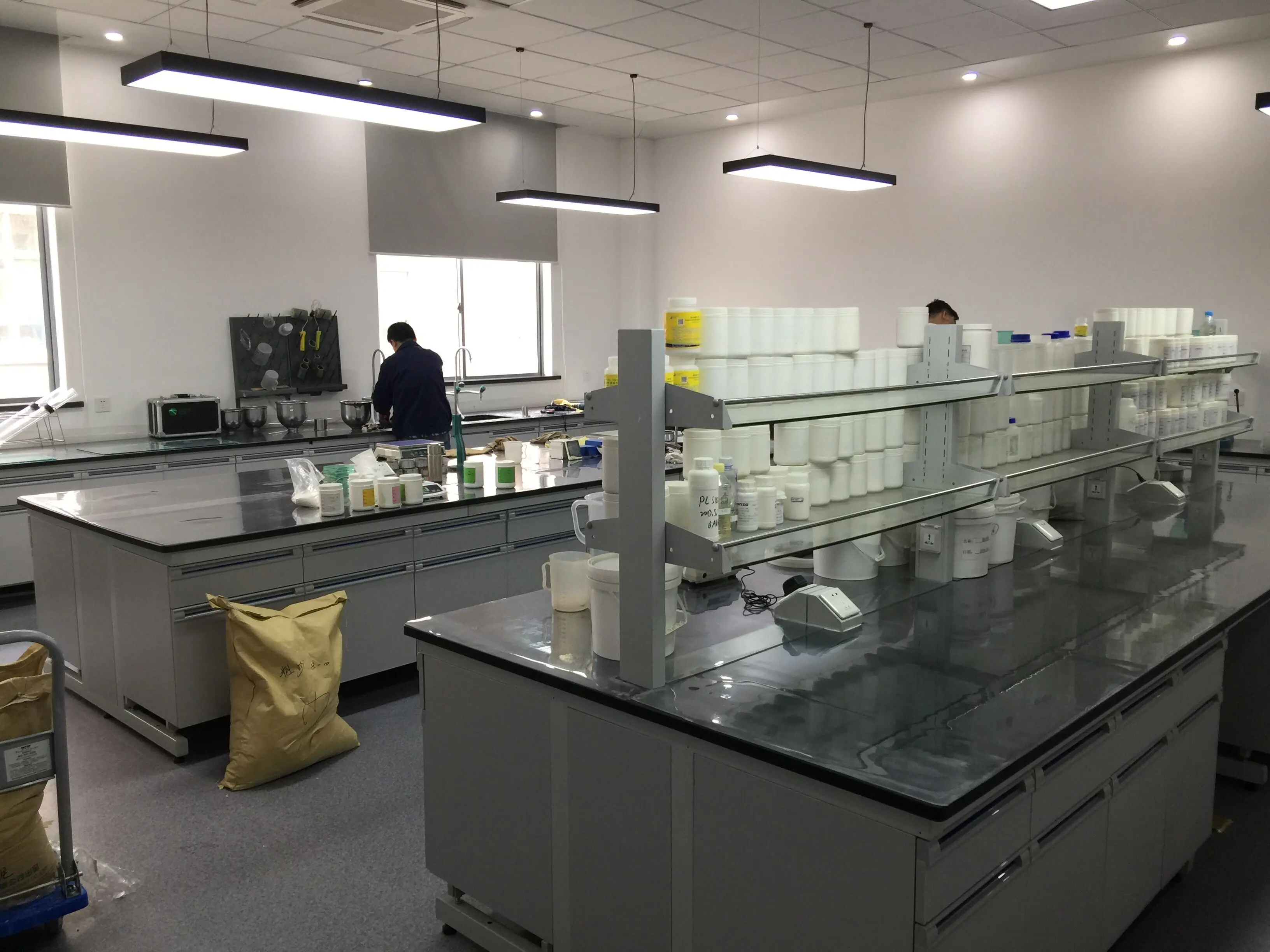 UHPC Polycarboxylate Superplasticizers high fluidity high strength uhpc concrete high range water reducer uhpc admixtures