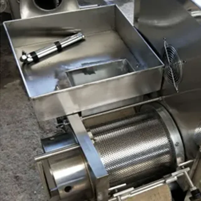 INCHOI factory sale direct cheap price fish bone separator/deshuesadora de pescado/fish equipment fish processing machine