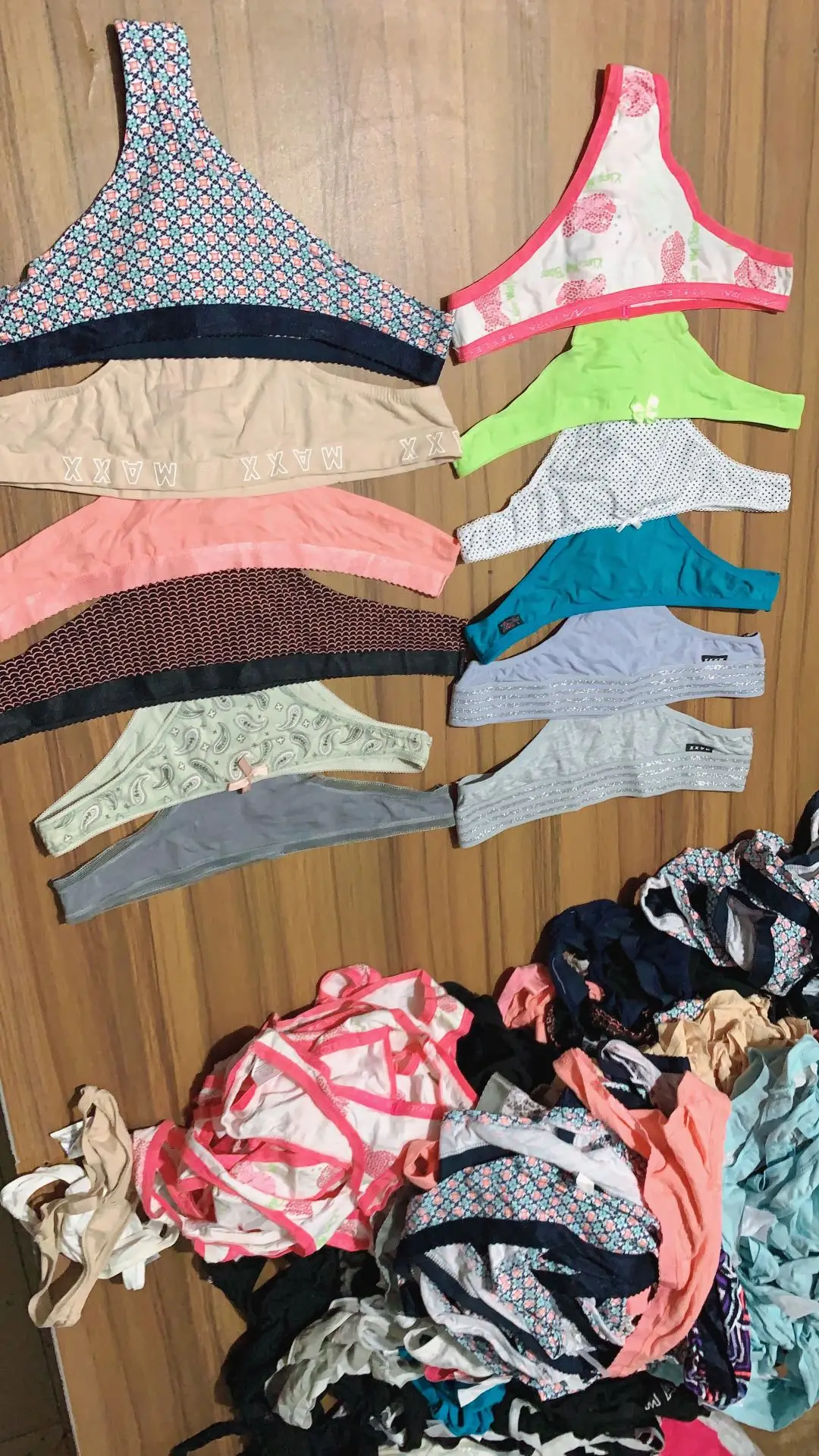 Mixed Style mix size thong girls g-string wholesale shipping according to stock