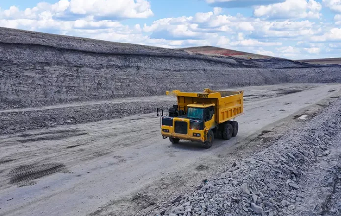 Chinese new heavy duty dump truck 76Ton XDR80T mining truck