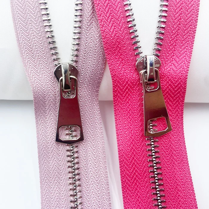 High quality 20cm 3# close end Zipper auto lock zipper for pocket zipper