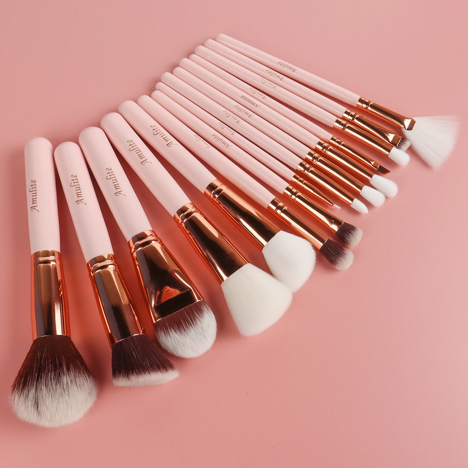 GOOD quality Professional Factory NEW ARRIVAL Custom Logo 2021 Pink makeup brush set custom
