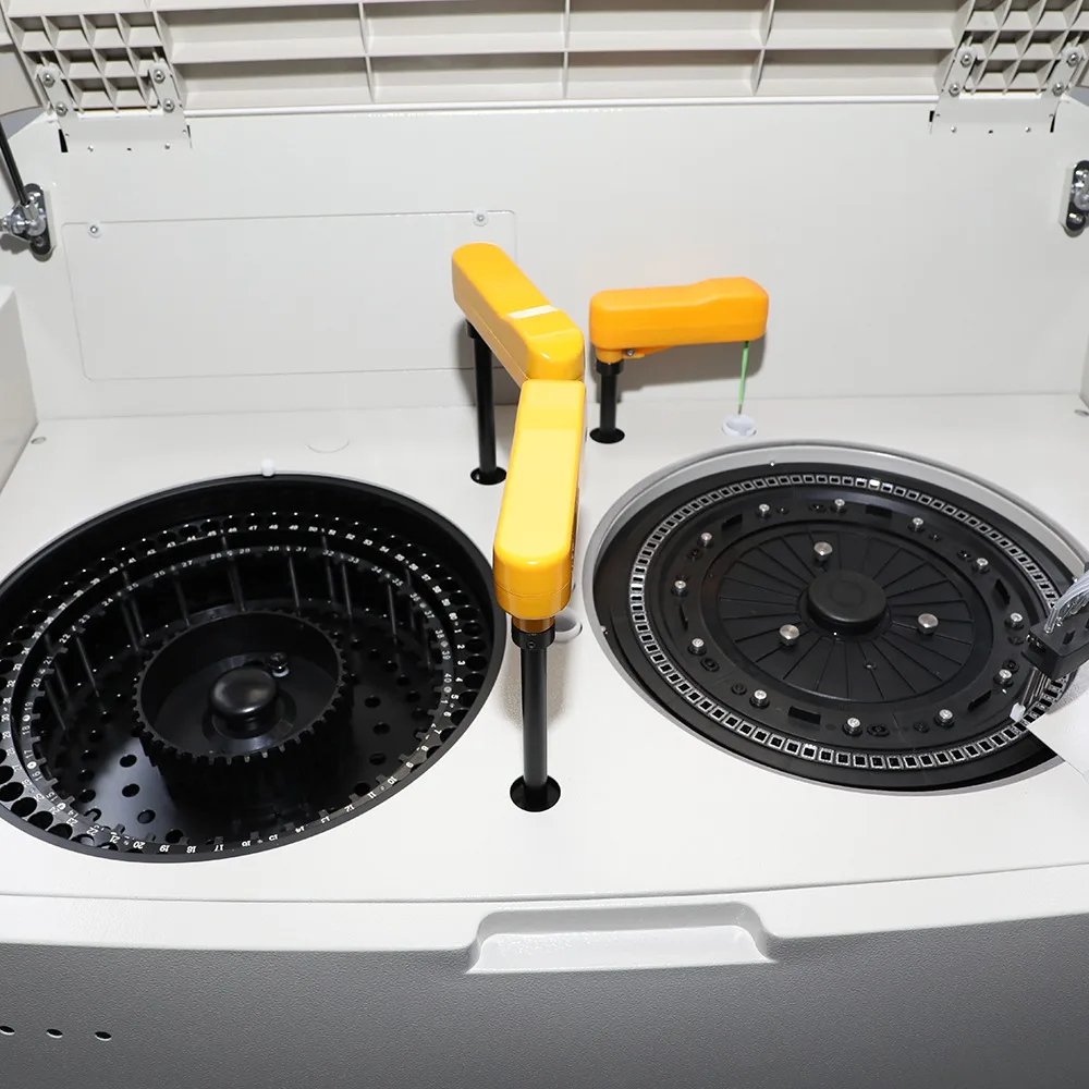 300T/H Fully Automatic Biochemistry Analyzer DS301 Clinical Analyzer Laboratory Equipment