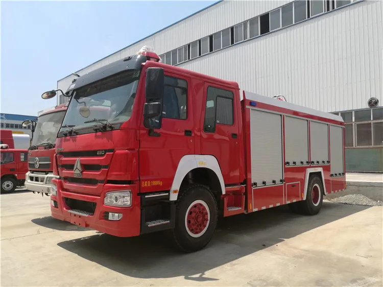 CLW Foam Fire Fighting Truck Manufacture 8T Foam Fire Truck