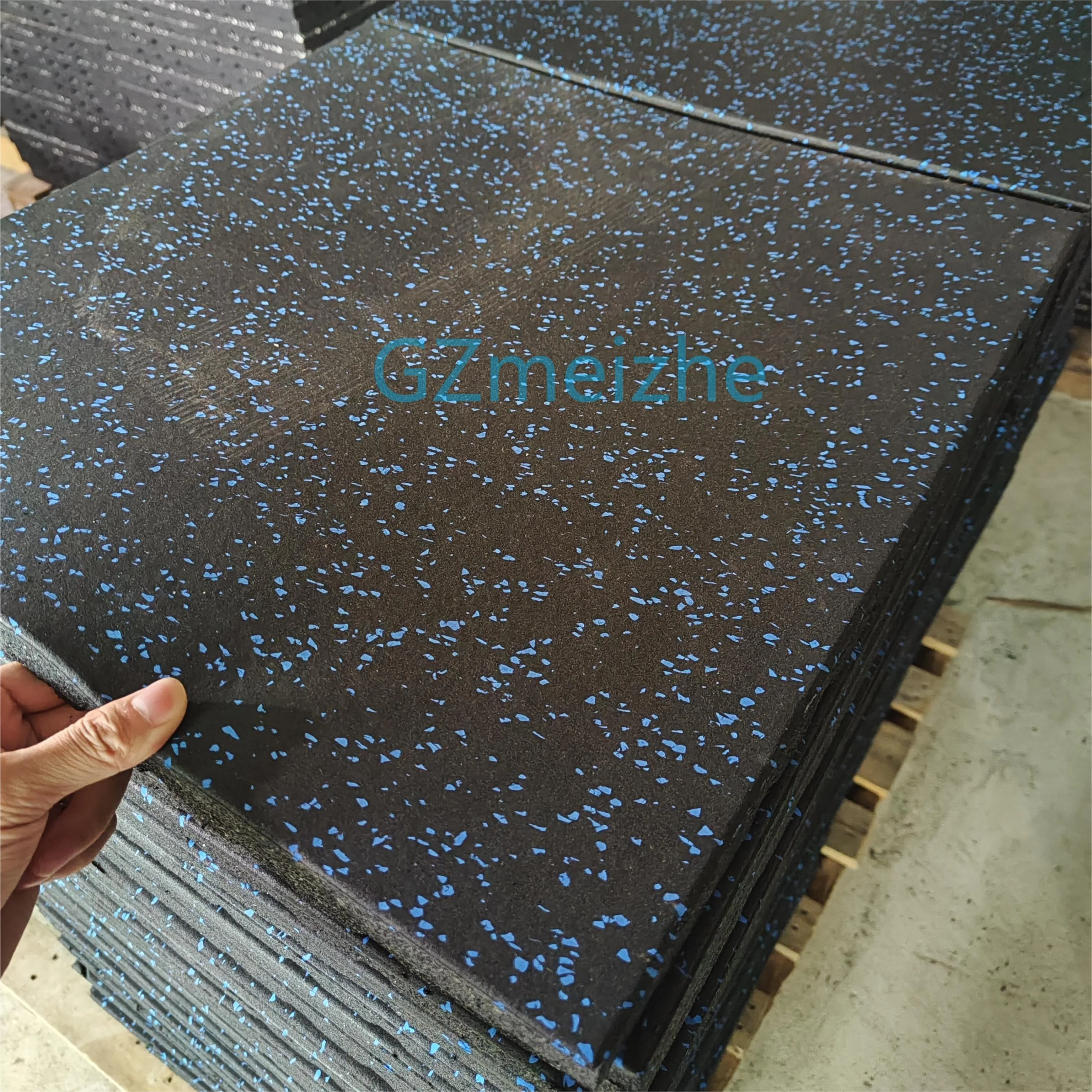 Free Sample Rubber Flooring Tiles Blue Gym Rubber Floor Mat 20mm With EPDM Granules