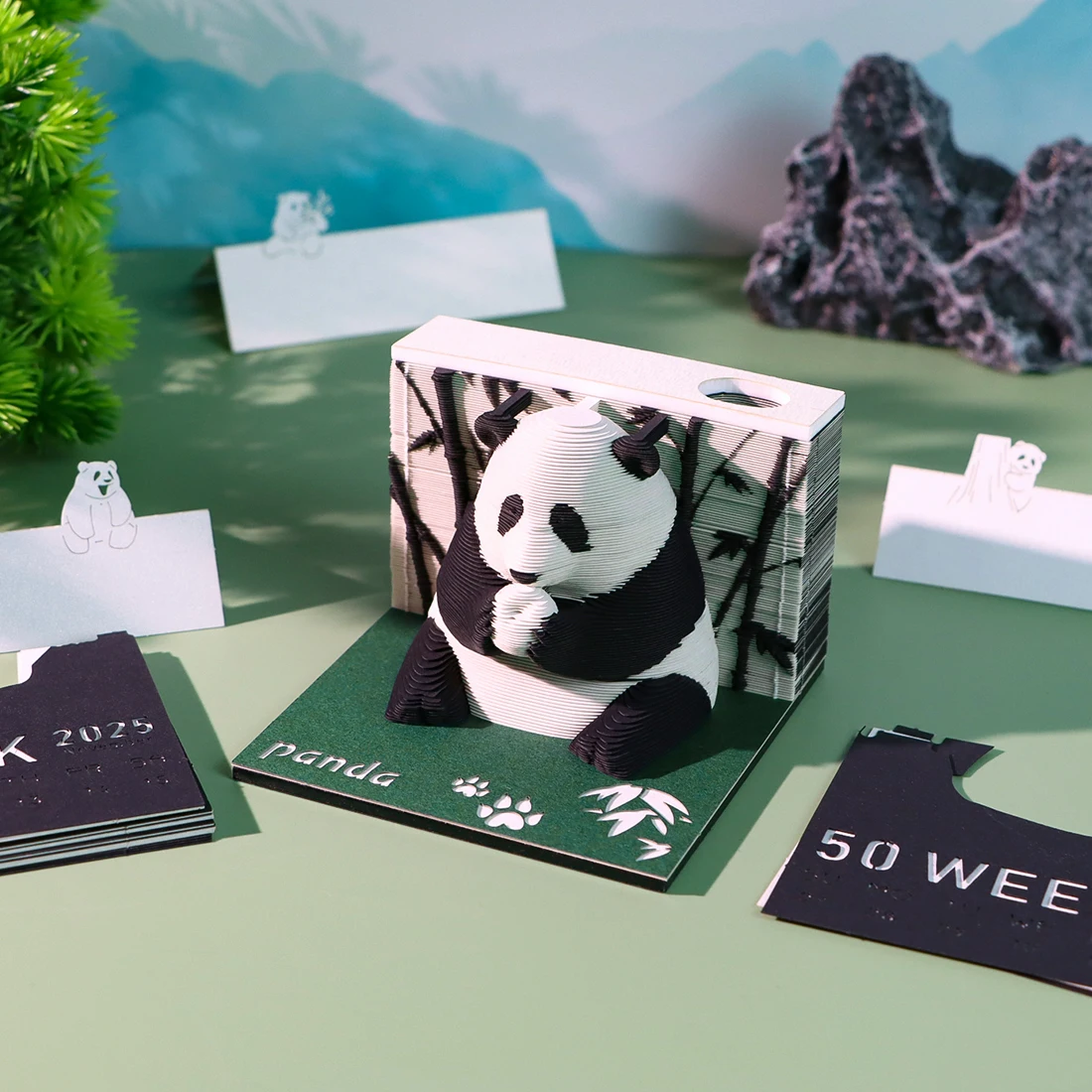 Novelty Stationery Gift Panda 3D Model 2025 Calendar Animal 3D Paper Notes Cube Weekly Calendar Cute Memo Pad With Gift Box