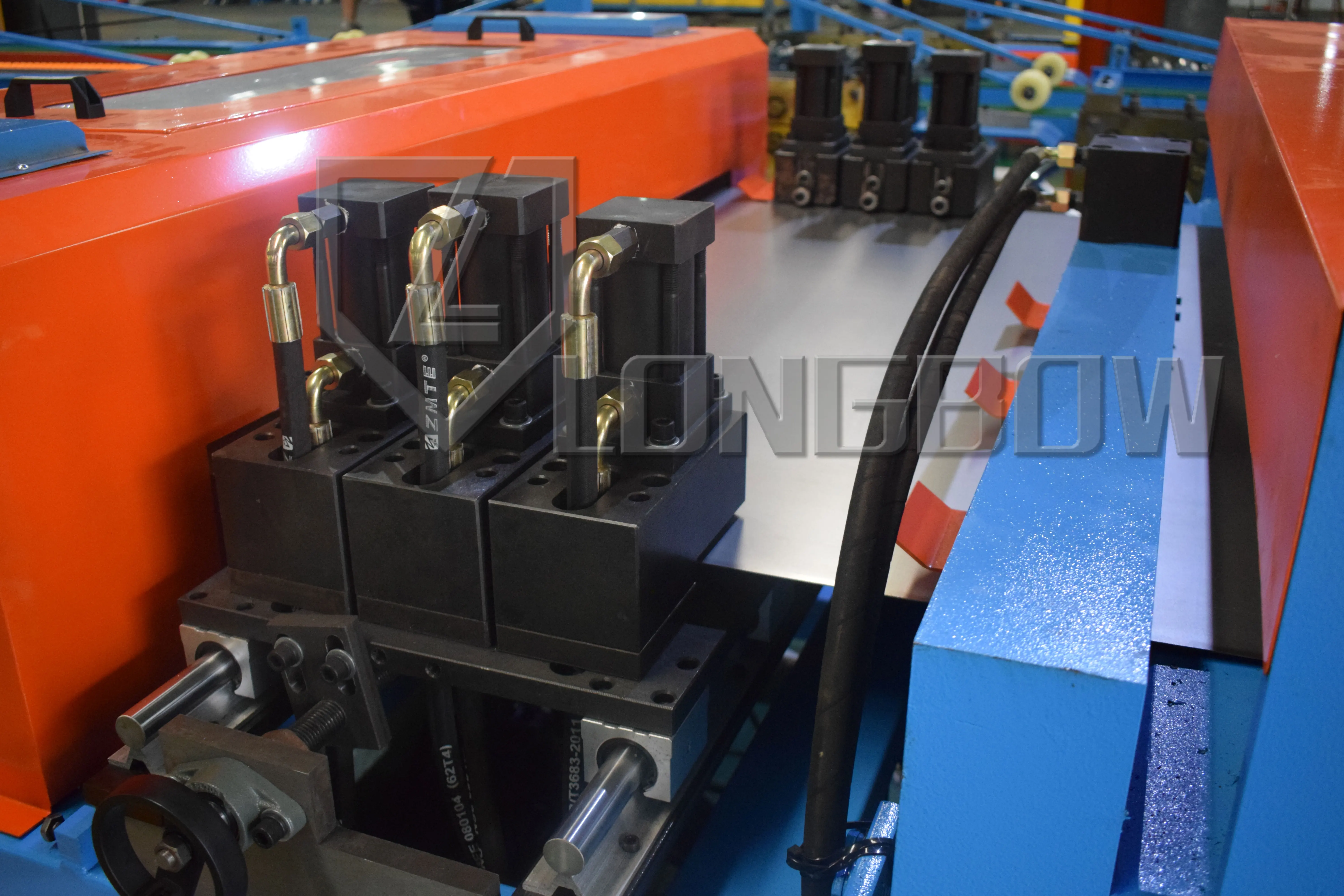 HVAC rectangular duct manufacturing machine