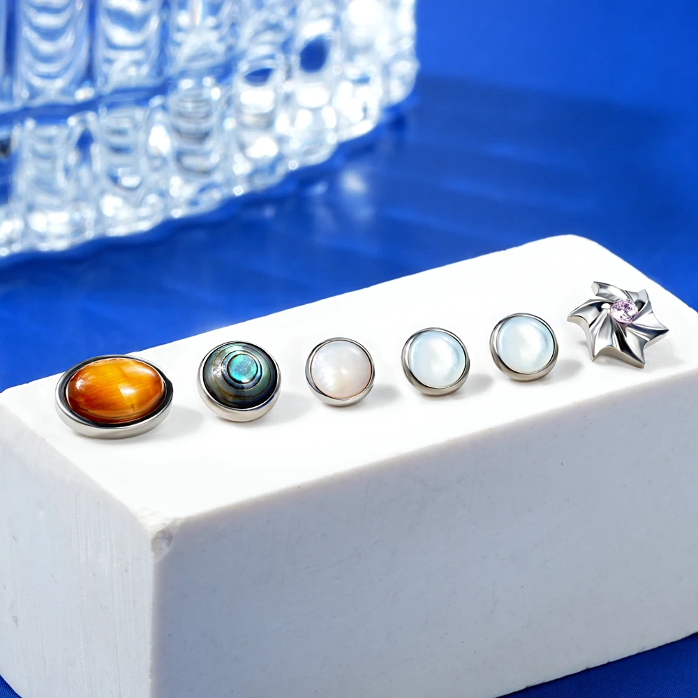 100 Sku Factory Price Stainless Steel Titanium Hypoallergenic Ear Stud with Zircon Conch Lobe Labret F136 Titanium Piercing