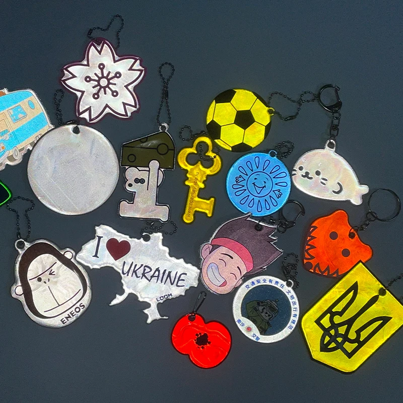 High Visible Custom Shape Logo Reflex key chain CE Reflective Keychain For Decoration Safety