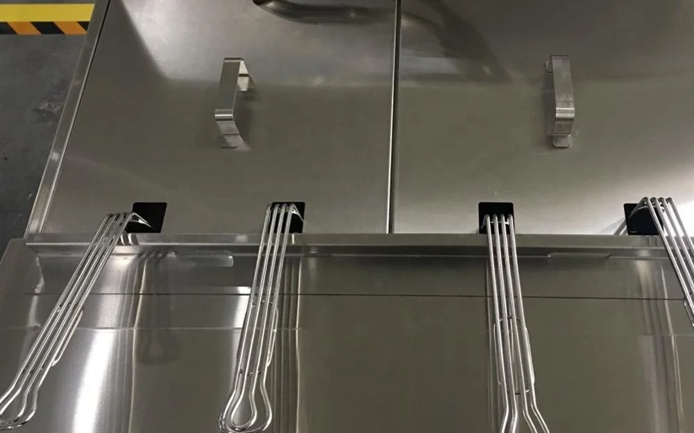 Commercial Three Tanks Gas Deep Fryer With 6 Frying baskets OFG-323