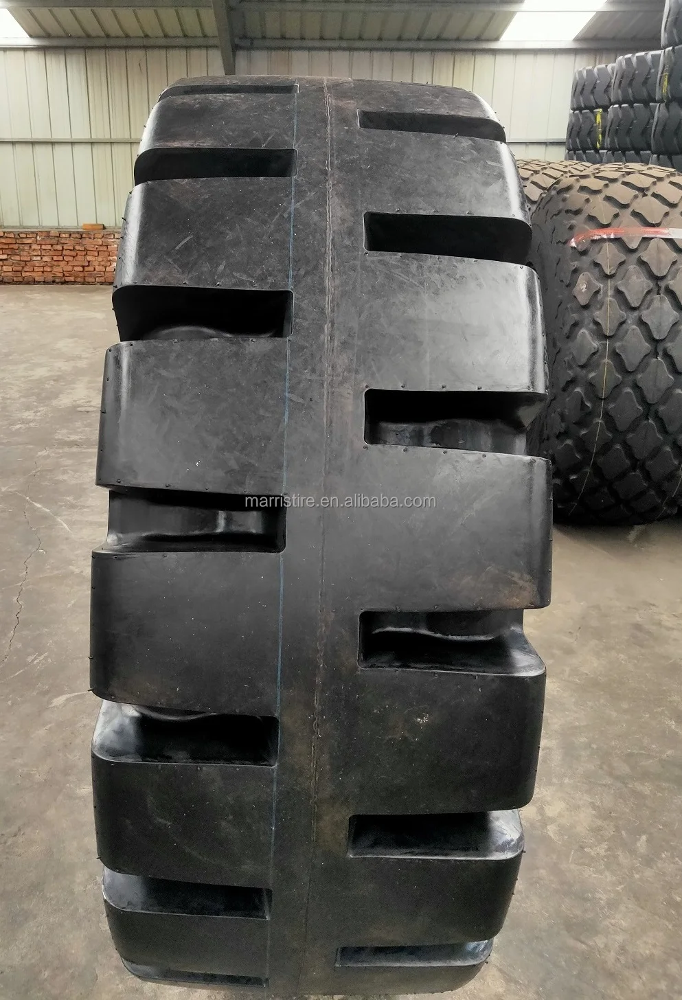 23.5-25 L5 tire (2).jpg