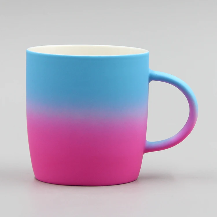 Custom spray gradient color gorgeous ceramic soft touch coating coffee mug