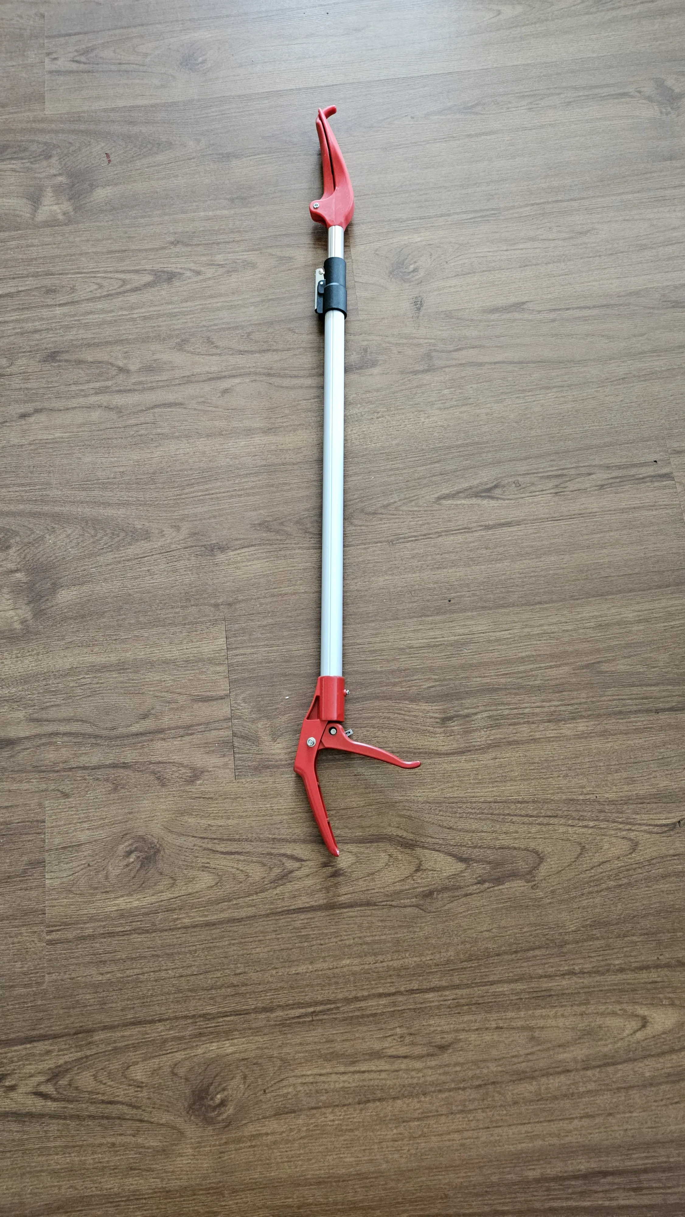 no harm to snake  gentle Snake Tong Reptile Grabber Rattle Snake Catcher Wide Jaw Handling Tool with Lock