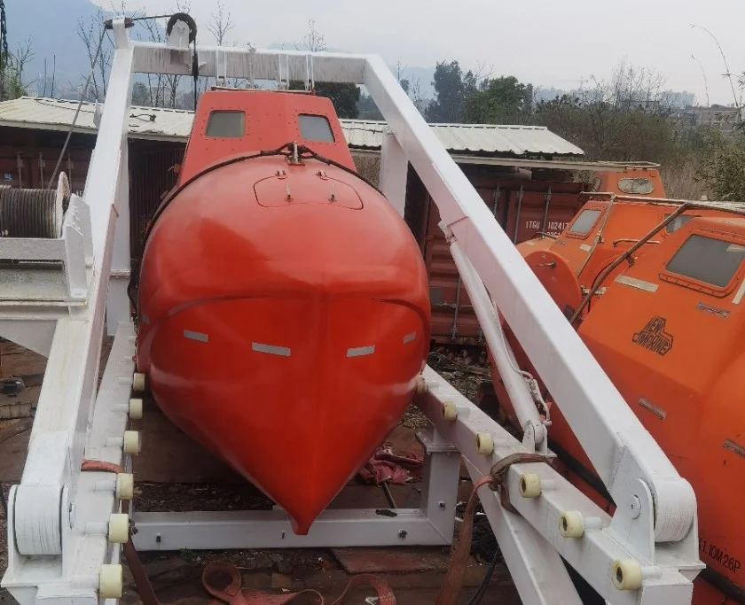 China Cheap Second Hand Used Freefall Lifeboat Rescue Boat