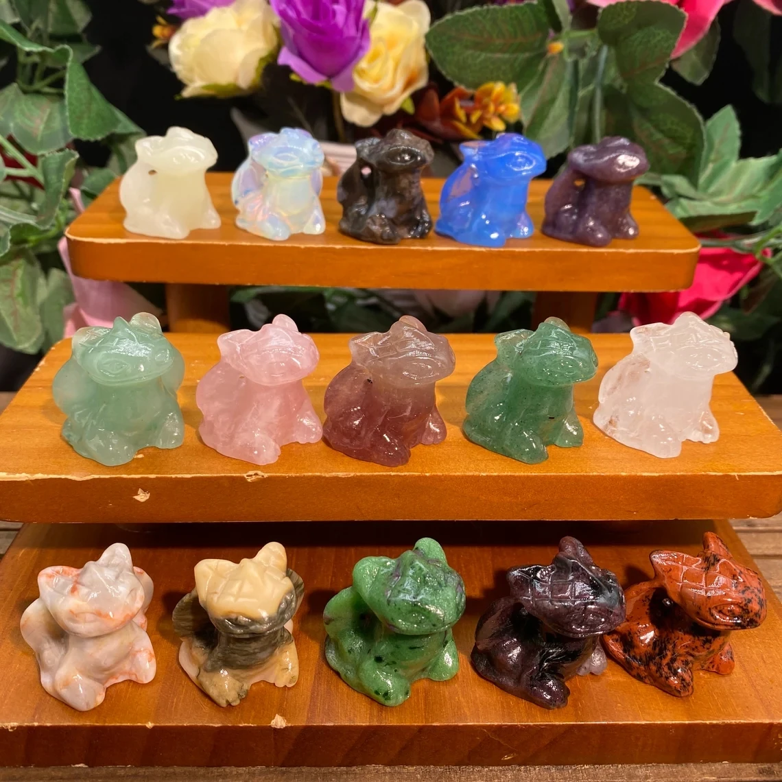 Natural Healing Crystal Engraving Dragon Hand Carved Gemstone Toothless Cartoon Animal Figure Home Decor Halloween Gift