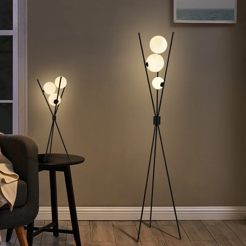 3 Years Warranty Vintage Floor Lamps Wholesale Iron Restaurant 3 Balls White Standing Floor Lamp