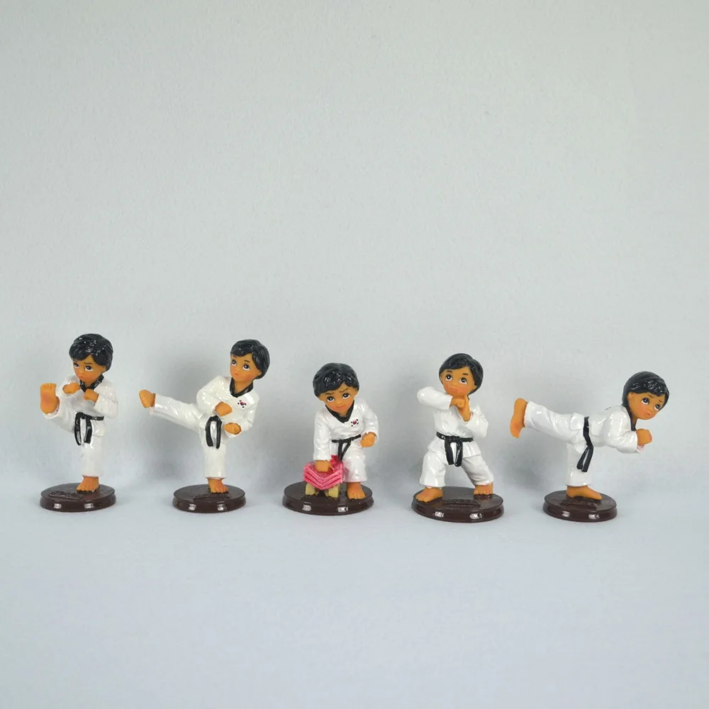  Ваш собственный изготовленный на заказ Смола Bobblehead личный дизайн bobble голова сделанная в