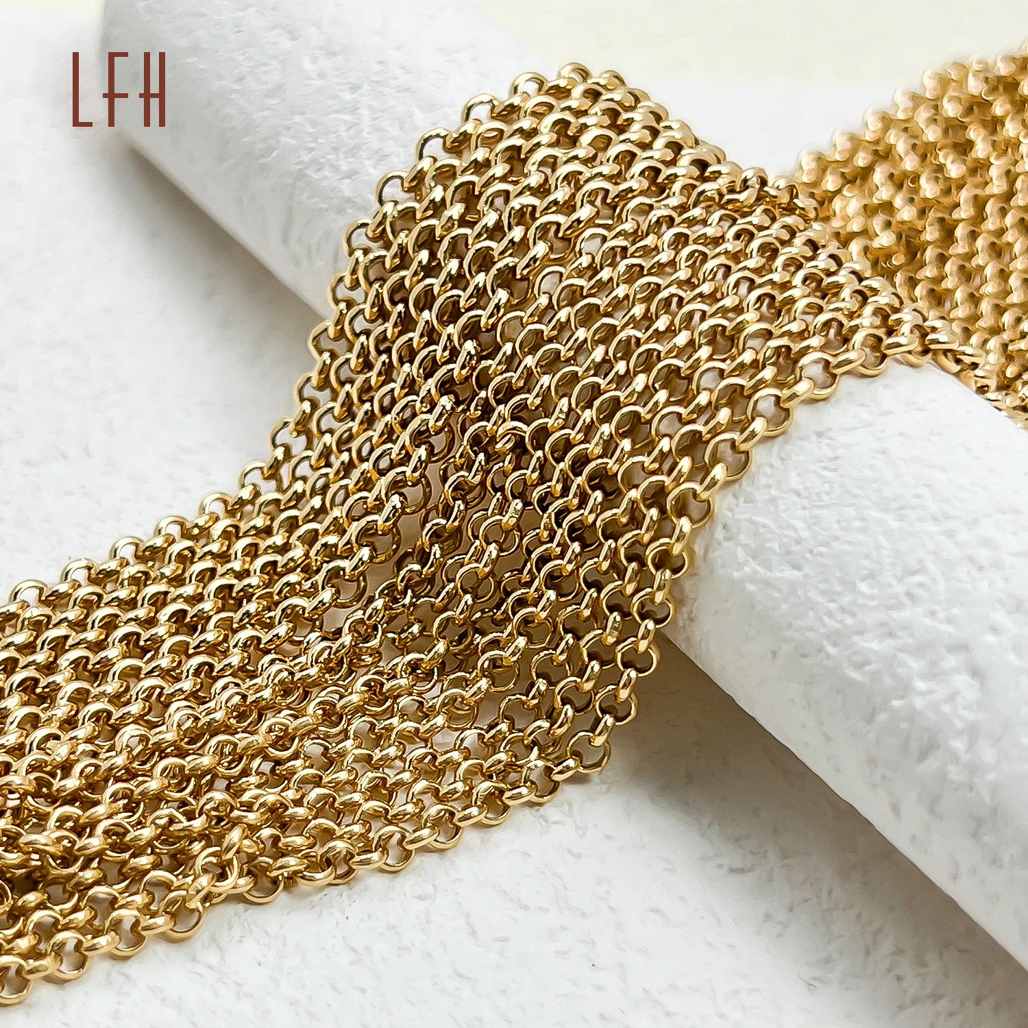 Customized Necklaces 18K Gold Cuban Link Chain Classic Gold Engagement Ring 18 Karat Solid Gold Oyster Link Chain