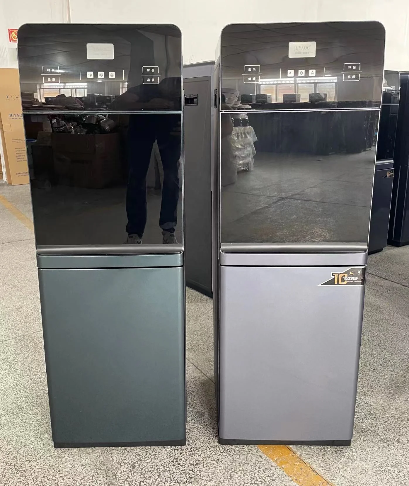 water dispenser with refrigerator