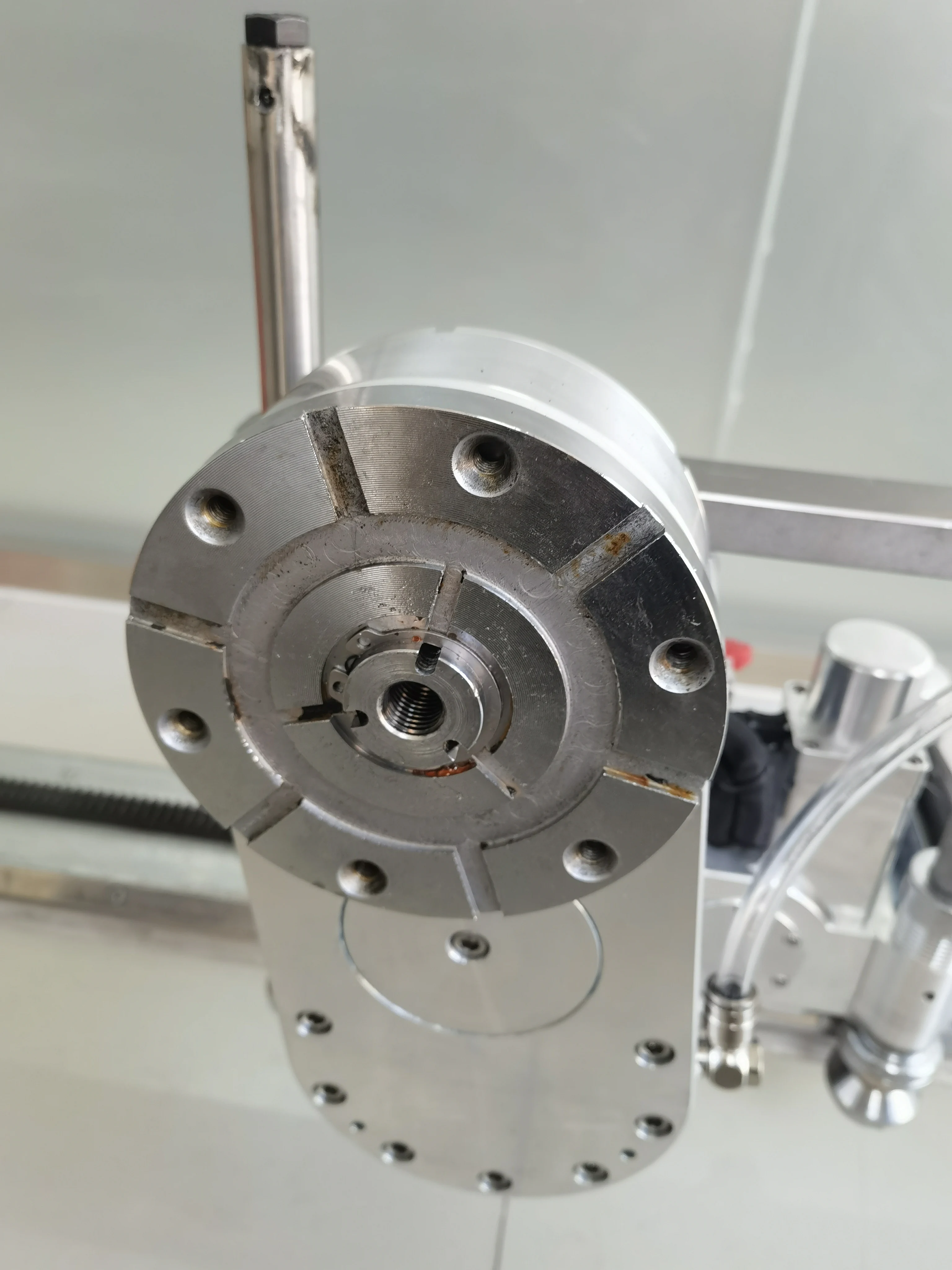 Electric high-frequency wall saw cutting machine